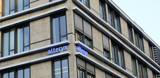 Branding for the new Alteryx Office in Munich